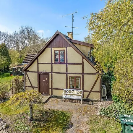 Four-bedroom In Tranekar Σπίτι διακοπών *